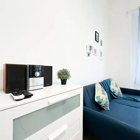 Apartment Spacious Buda Air Conditioning