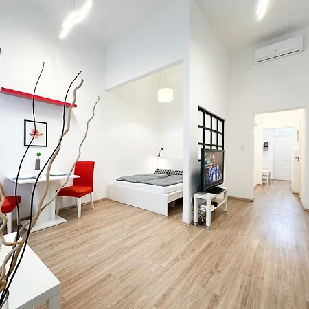 Spacious Buda Air Conditioning Budapest