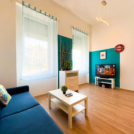 Spacious Buda Air Conditioning *