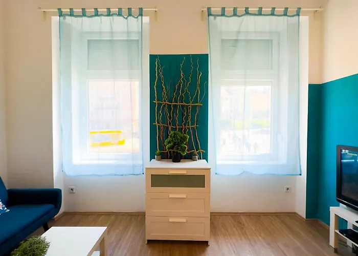 Spacious Buda Air Conditioning